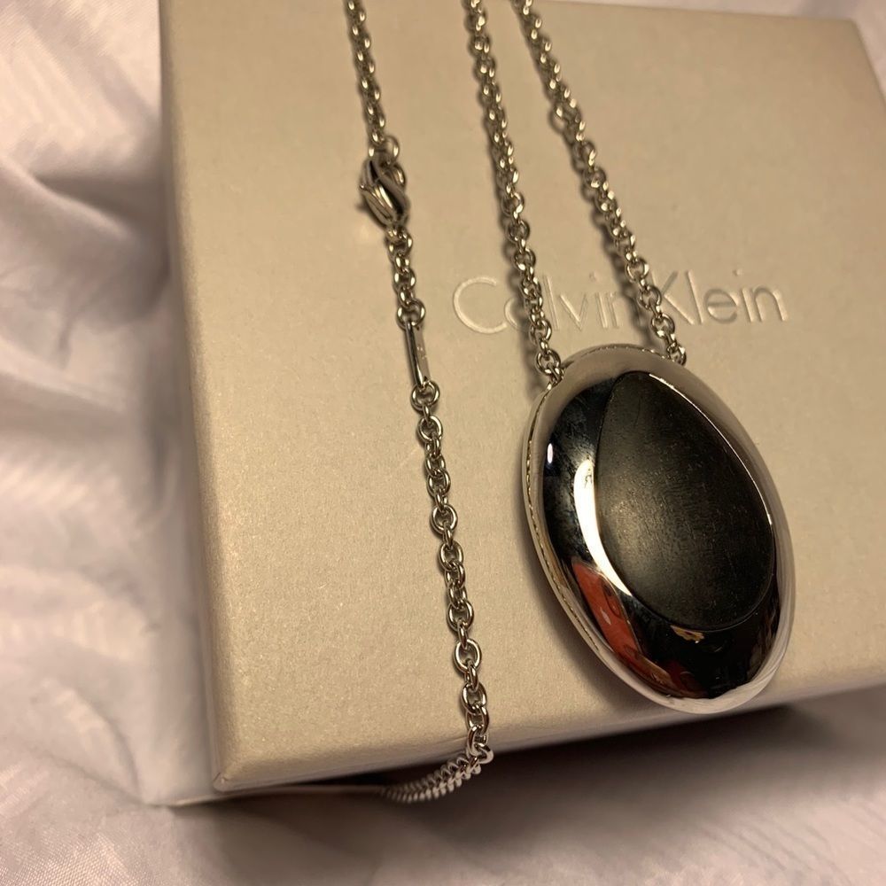 Calvin Klein Wood Silver Pendant Chain Necklace - Picture 5 of 15